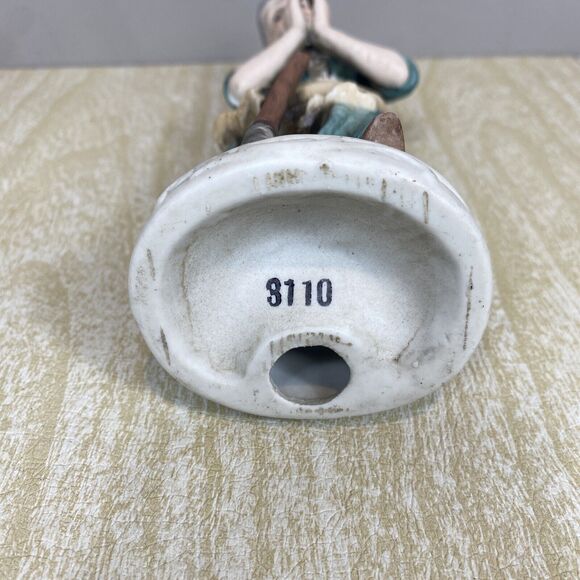 Homco Porcelain Hand Painted Bisque 8" Elderly Woman Praying Figurine 8110 - Picture 5 of 6